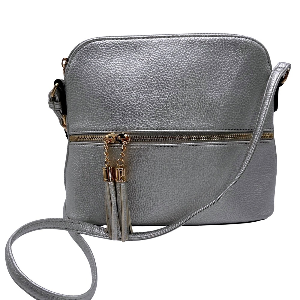 SUGU Silver Metallic Pebbled Crossbody Bag Tassel Zipper AM3031 NEW